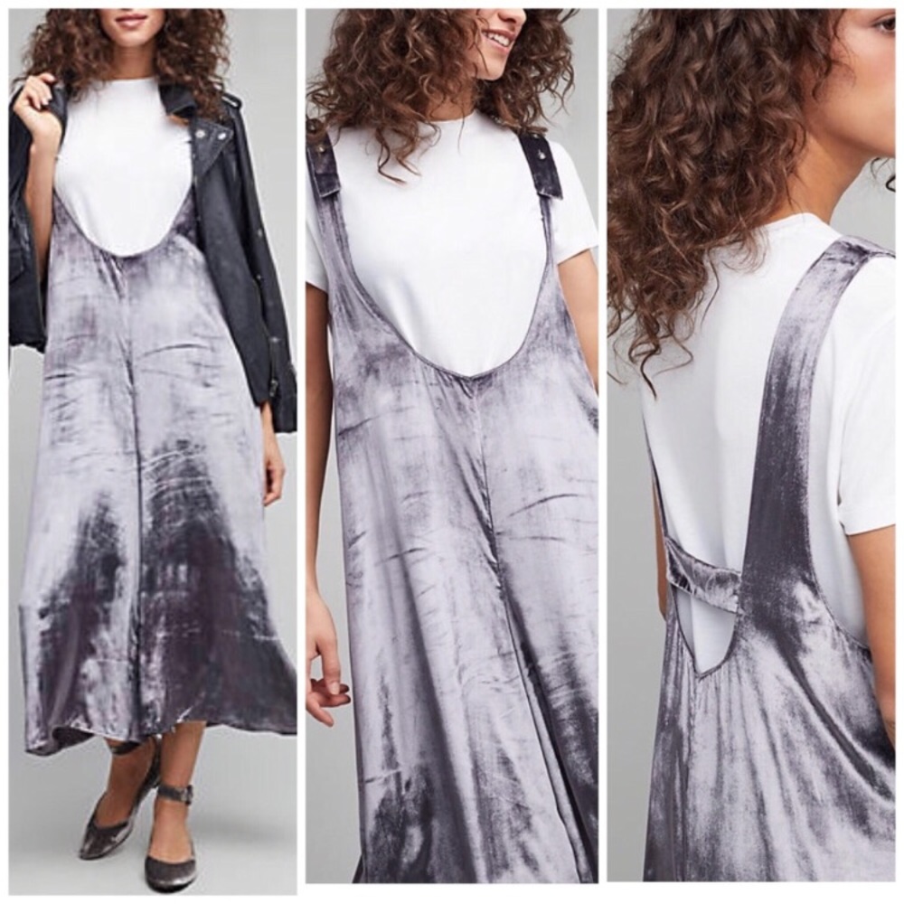 NEW ANTHROPOLOGIE The monique velvet Jumpsuit M